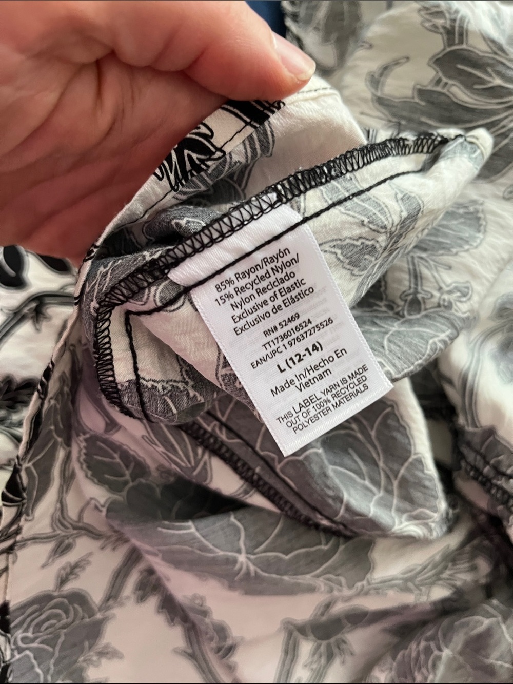Time and Tru Black and White Floral Maxi Dress - Picture 4 of 4